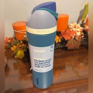 Owala FreeSip Insulated Stainless Water Bottle